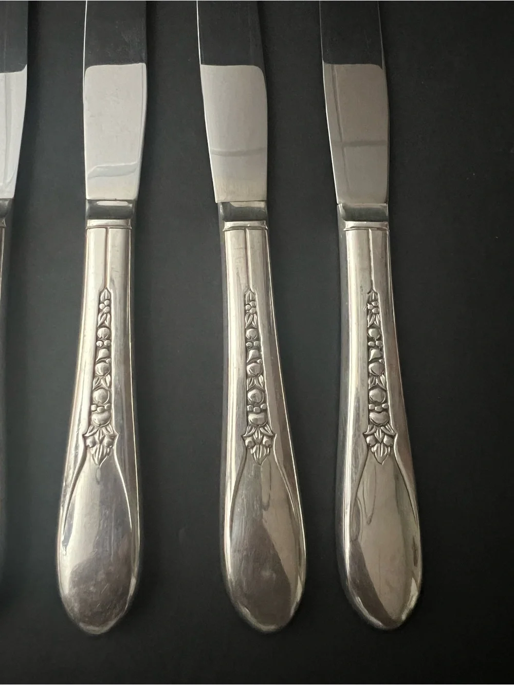 Wm Rogers Mfg Co Silverplate  Pricilla AKA Lady Ann Set of 6 Dinner Knives